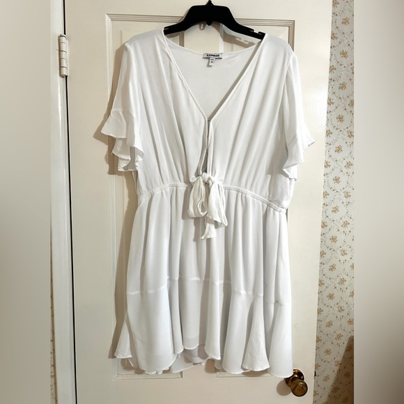 Express Tie Front Dress in XL - Picture 1 of 10